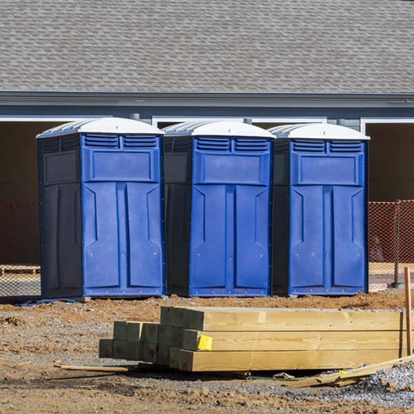 how can i report damages or issues with the portable restrooms during my rental period in Los Fresnos